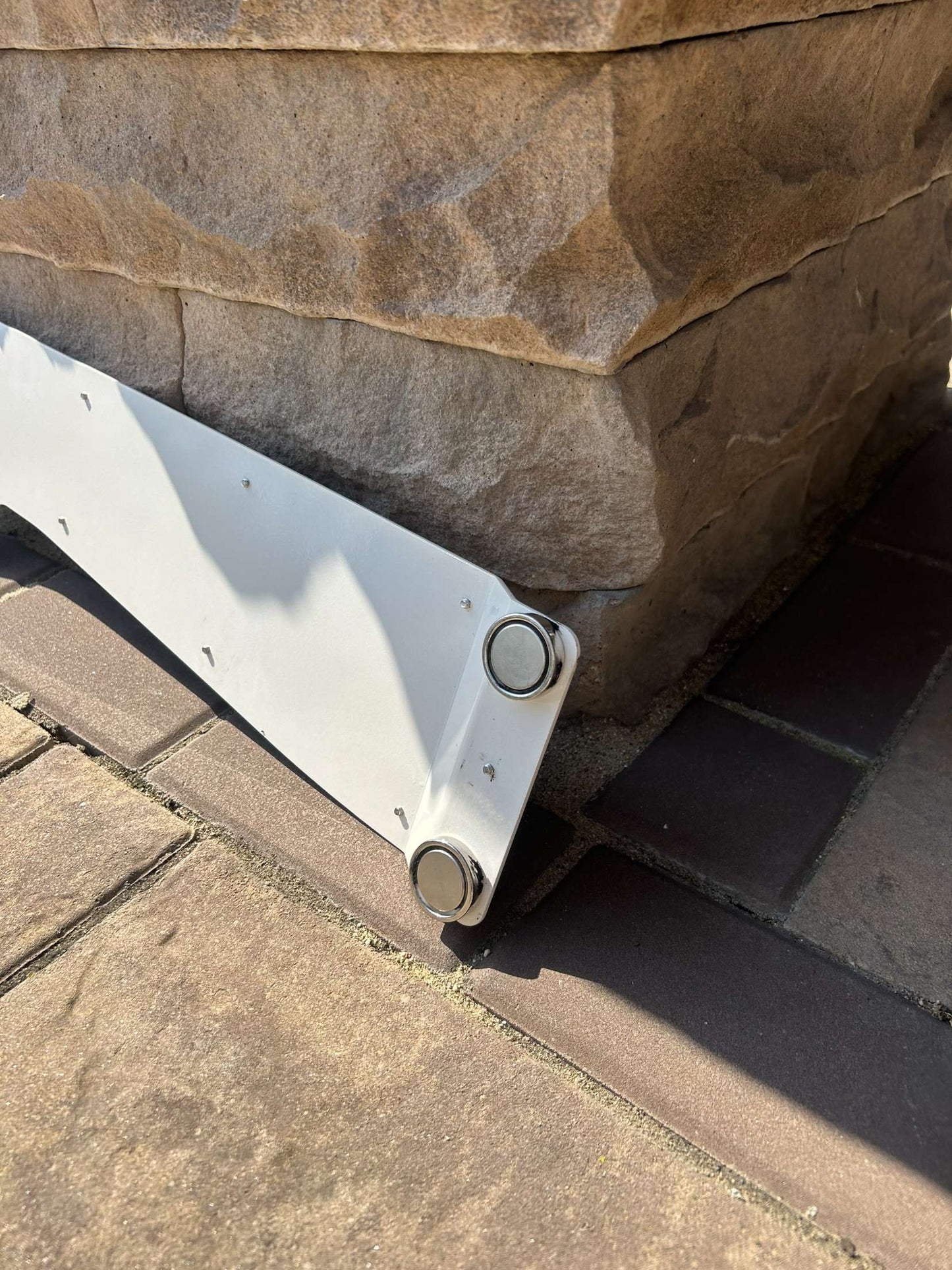 Universal 50LB Magnets