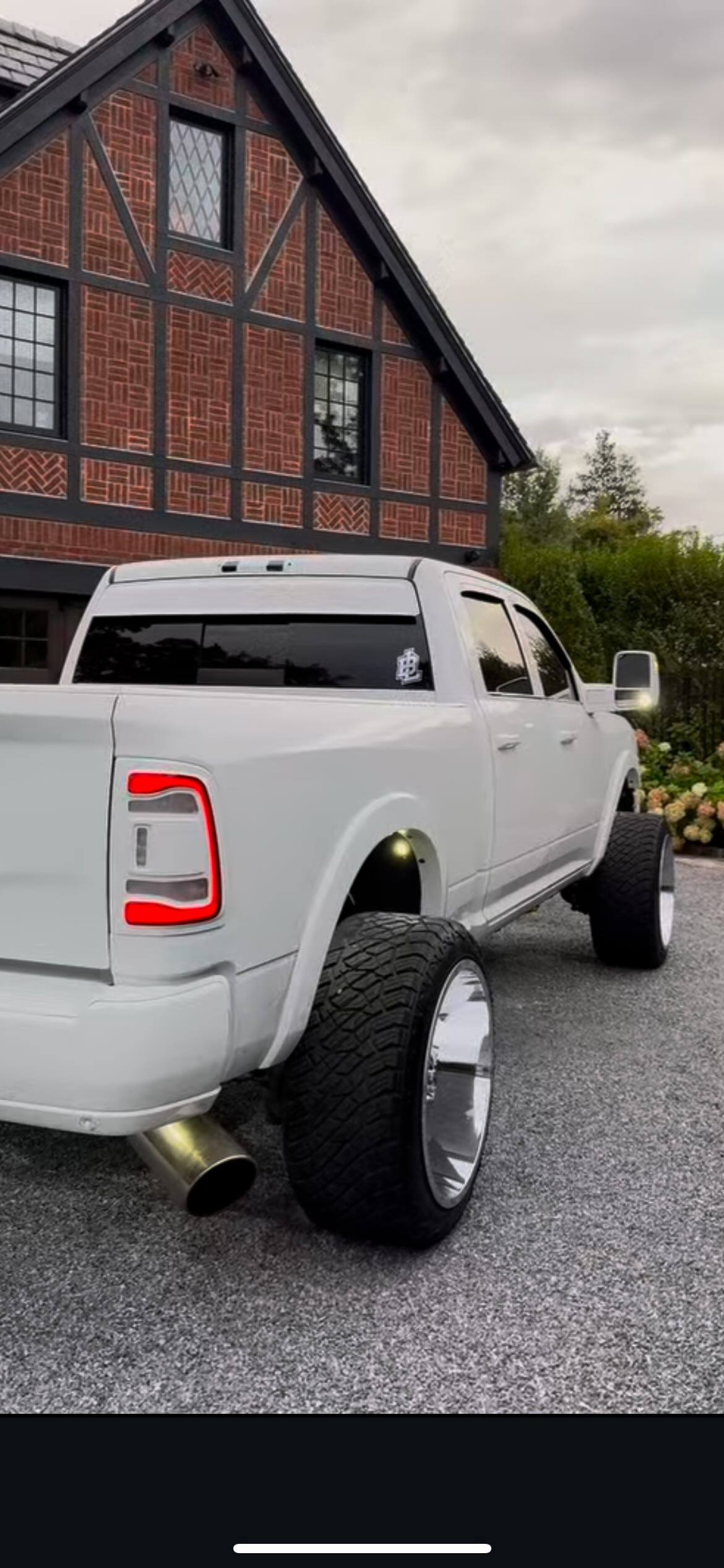 1999-2007 Cheverolet/GMC Paint Matched Shadeblade