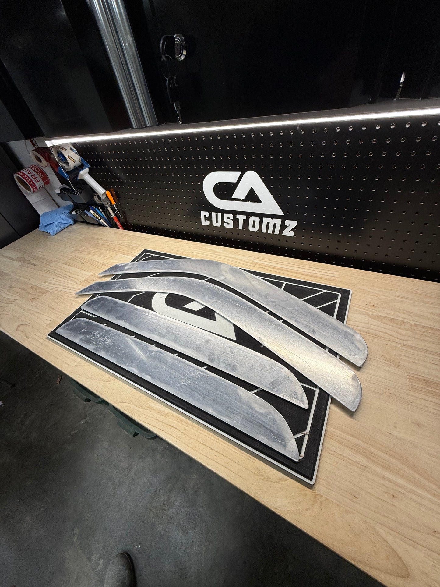 1999-2007 Chevy/GMC ALUMINUM Paint Matched Rain Guards