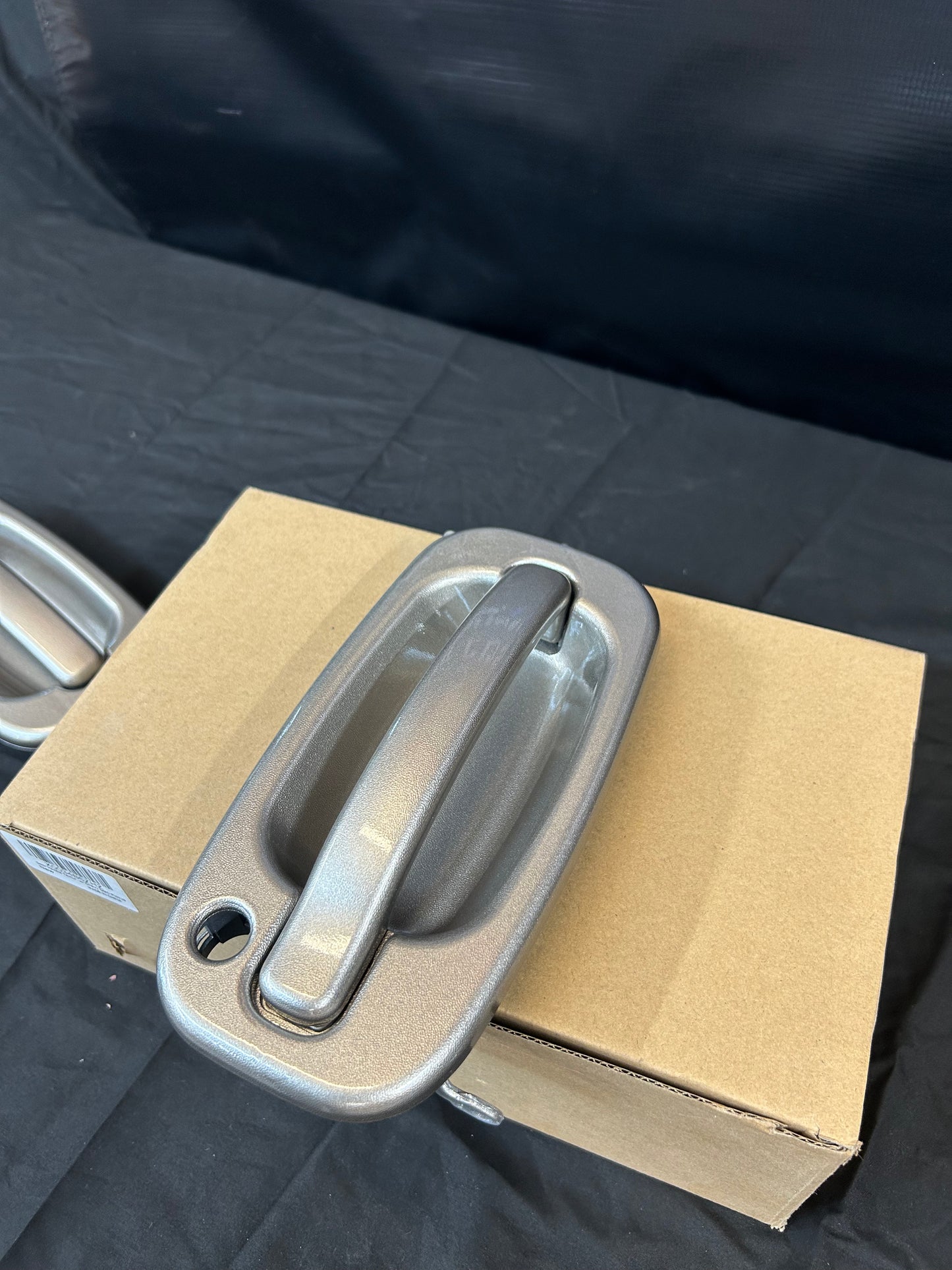 99-07 Chevrolet/GMC Paint Matched Door Handles